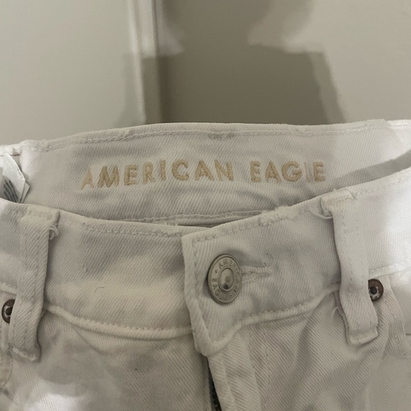 American Eagle Outfitters White Jean Shorts - Picture 5 of 9